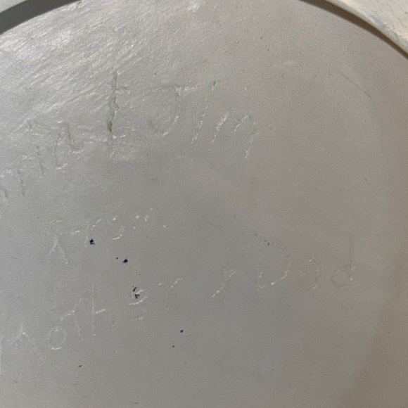 Elegant Gold and Cream Decor Accents - Picture 11 of 12